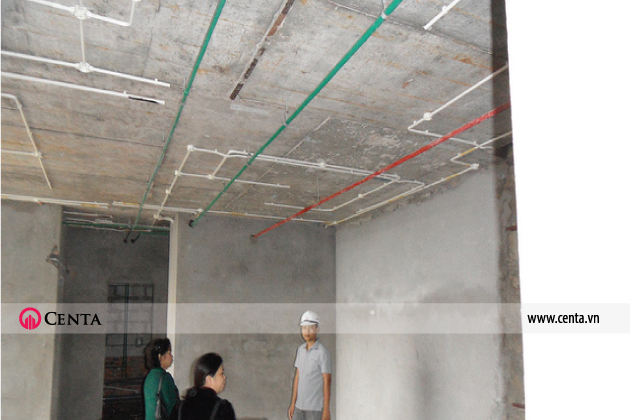 Thi công điện nhẹ văn phòng, đường ống điện trần
