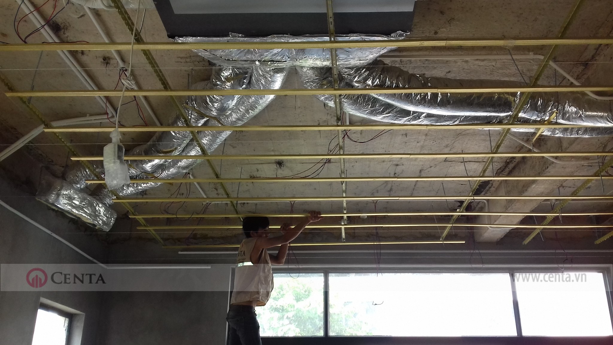 Thi công điều hòa lắp đặt ống gió điều hòa Daikin thi cong dieu hoa