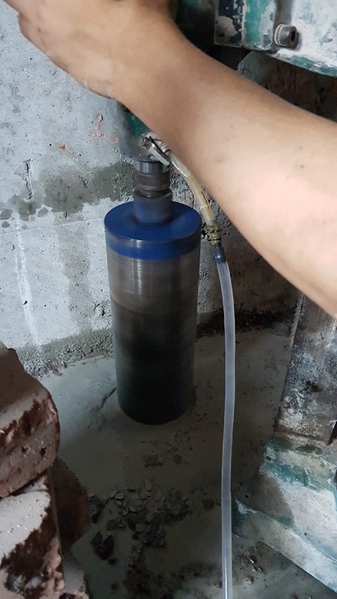 Dịch vụ Khoan rút lõi bê tông